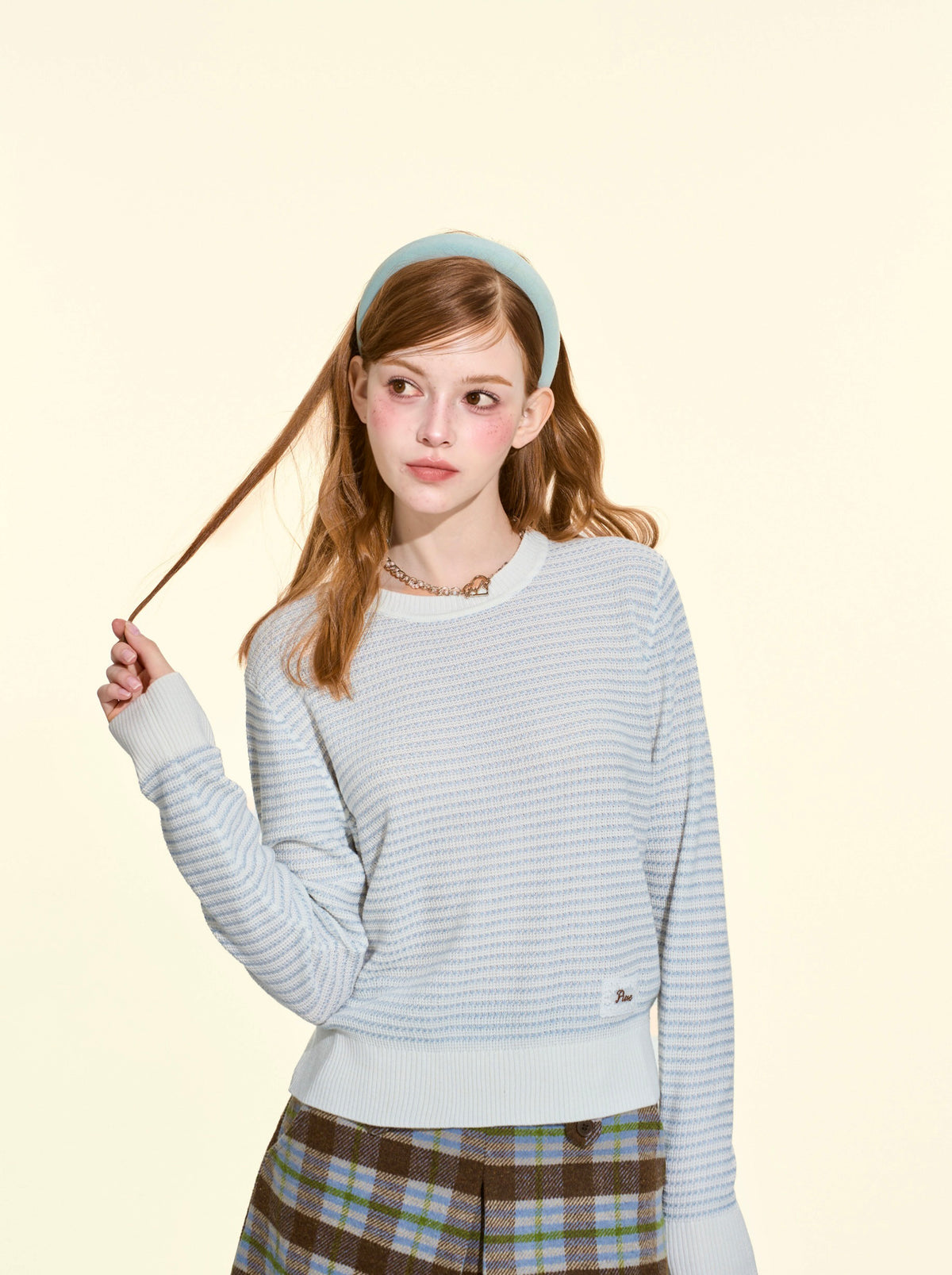PURE Collection V-Neck Slim-Fit Silk & Wool Knit Top